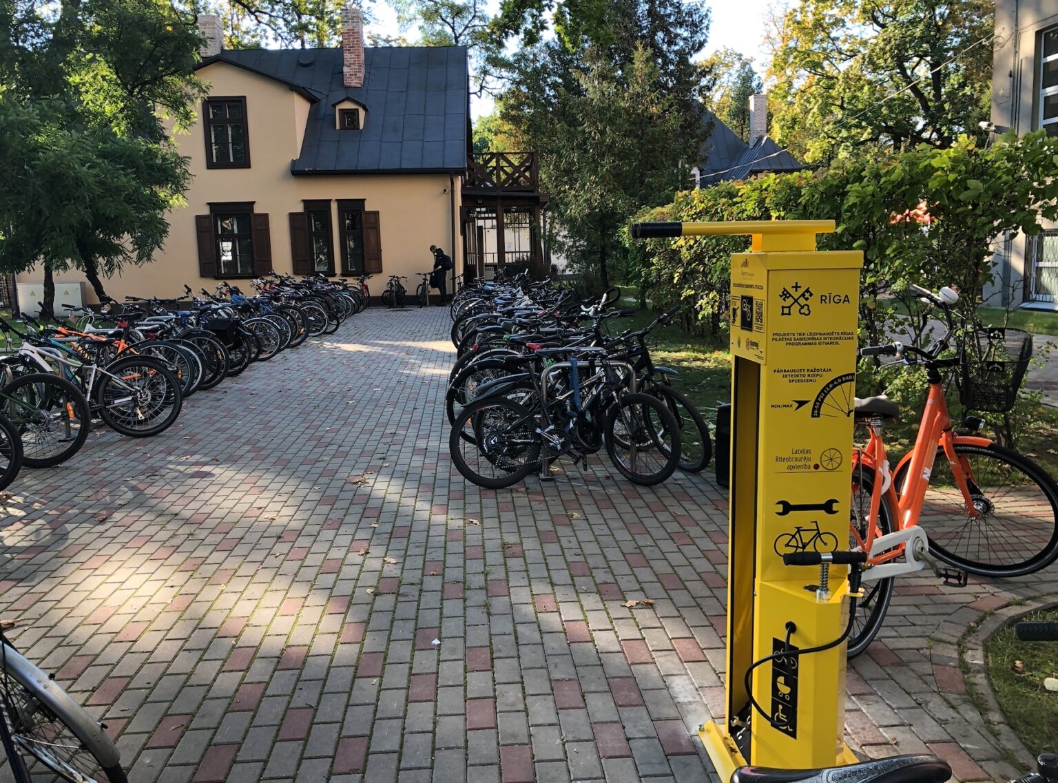 Velosipēdu remonta stacija - Viesturs Silenieks